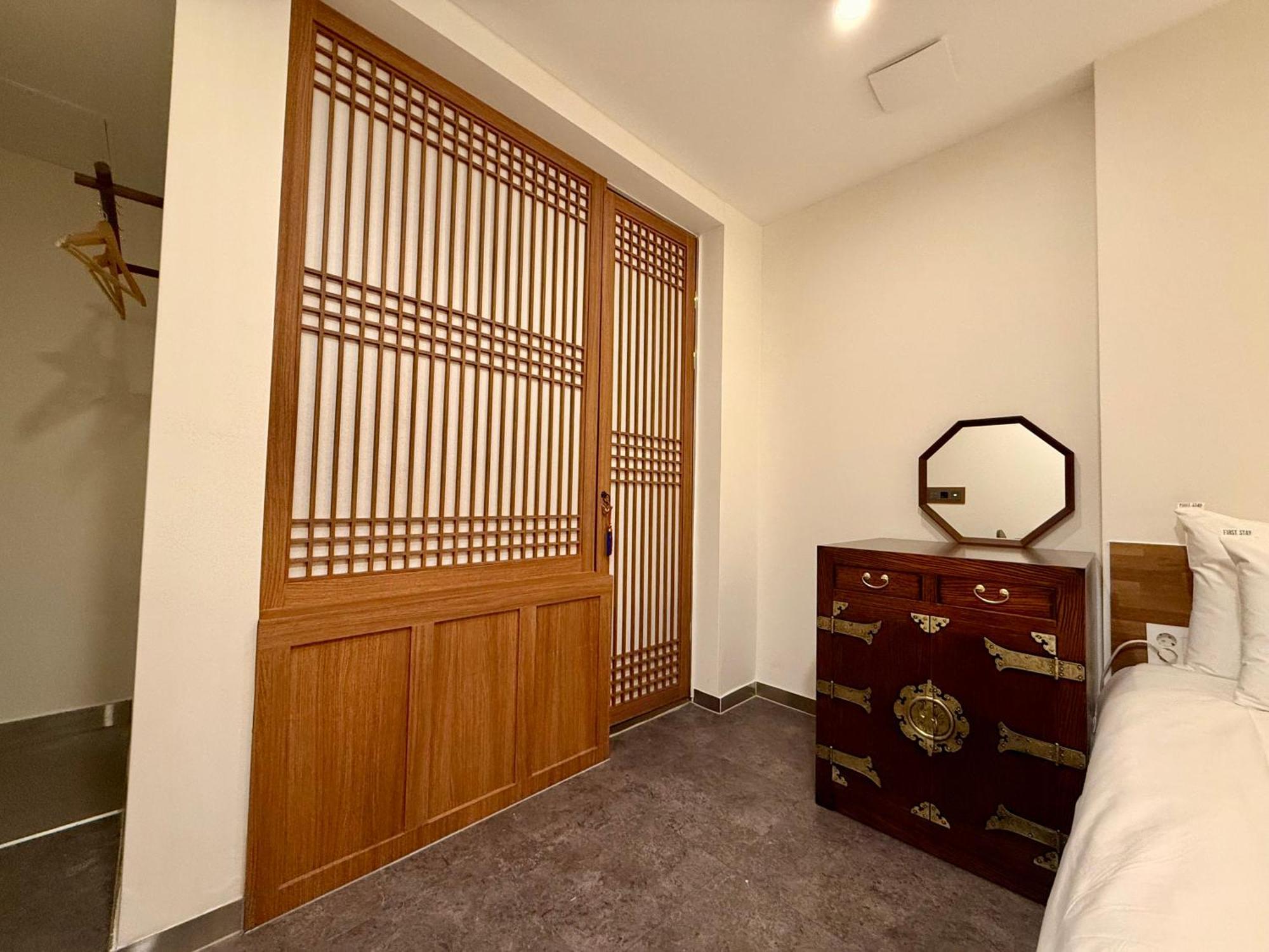 Firststay Hongdae Hotel Seoul