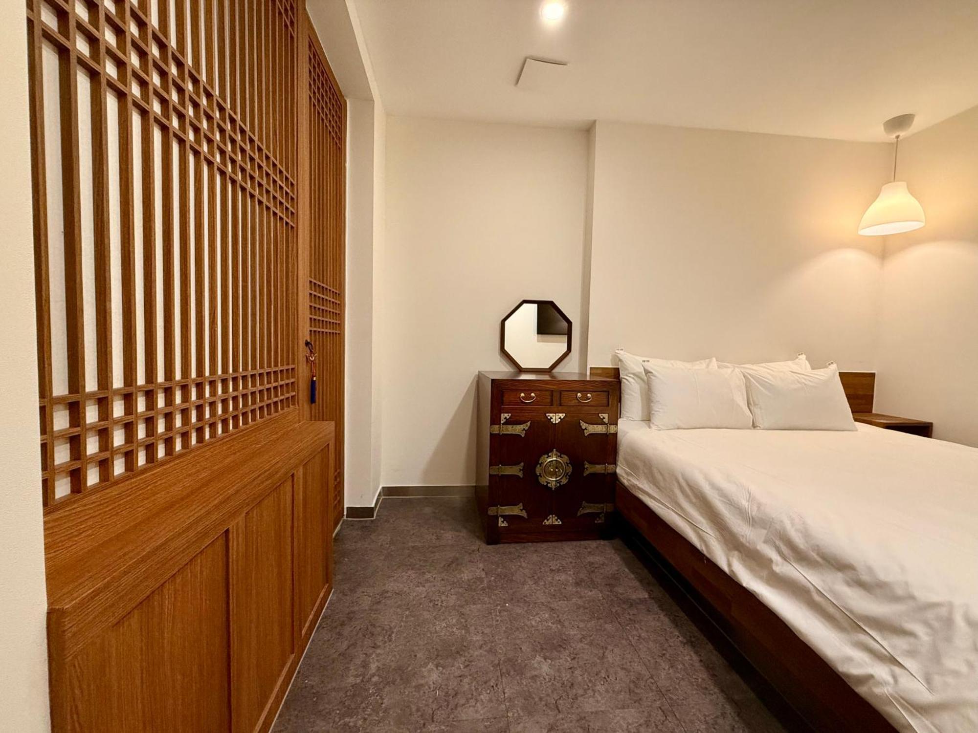 Firststay Hongdae Hotel Seoul