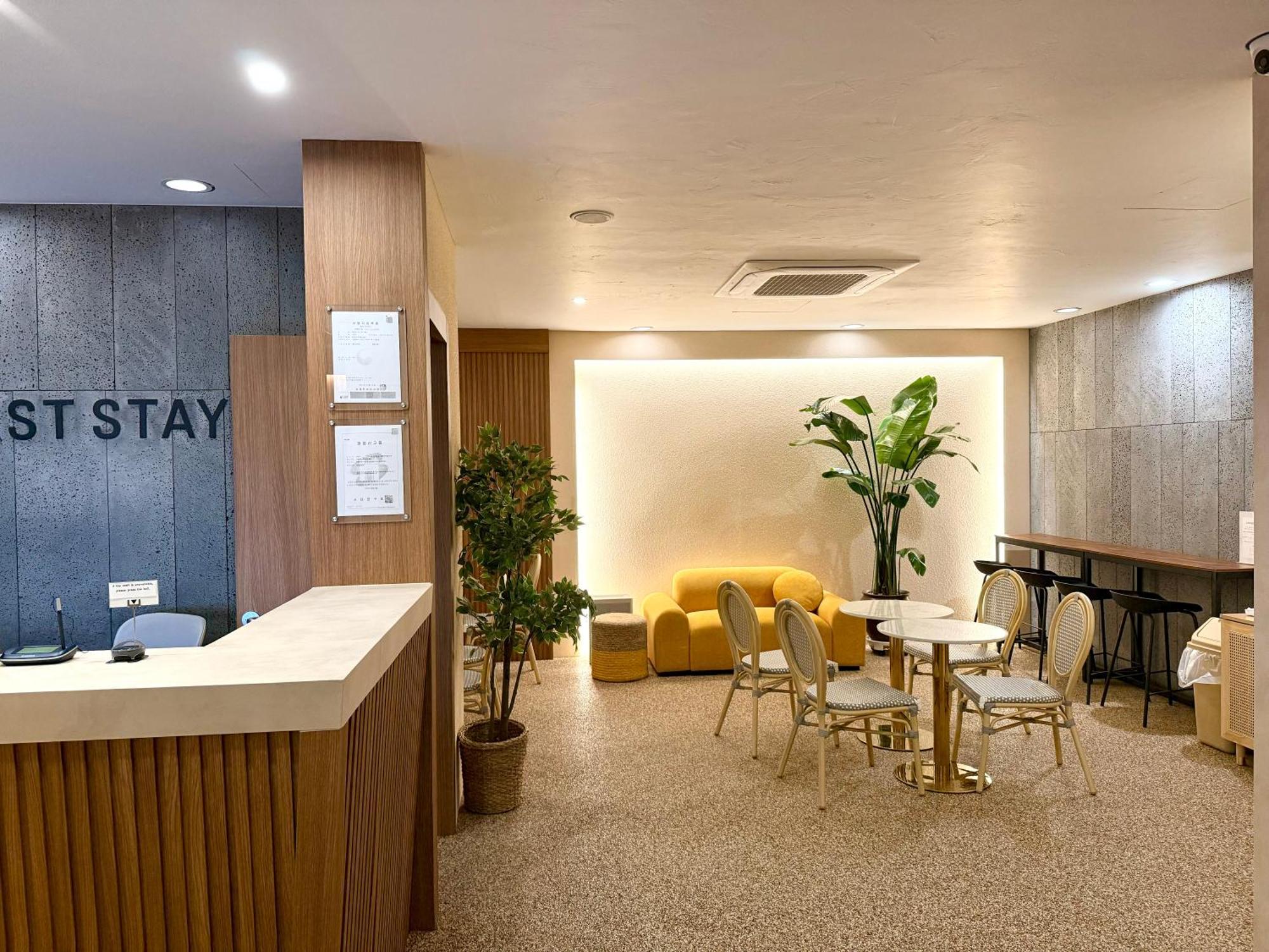Hotel Firststay Hongdae