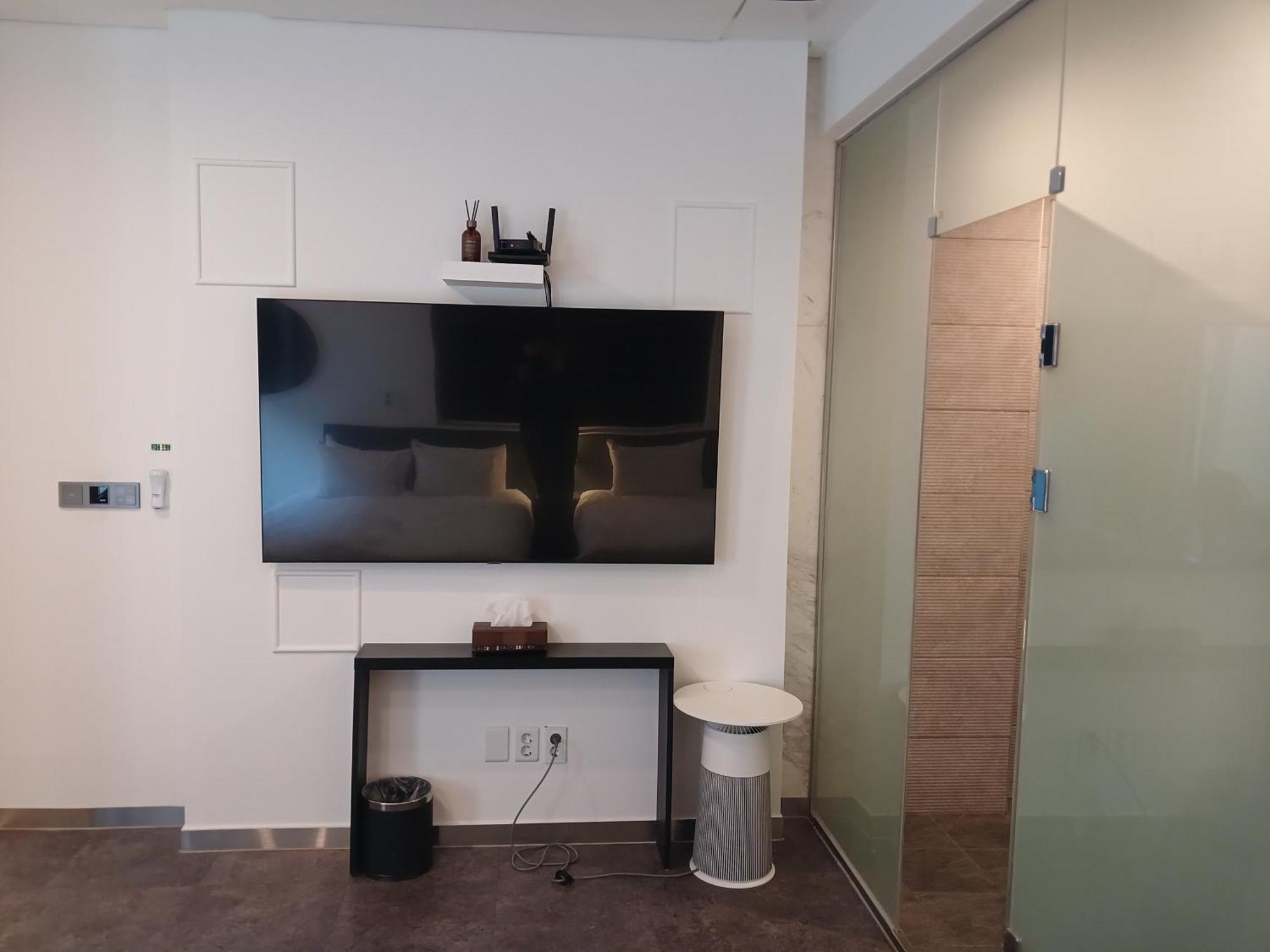 Firststay Hongdae 2*