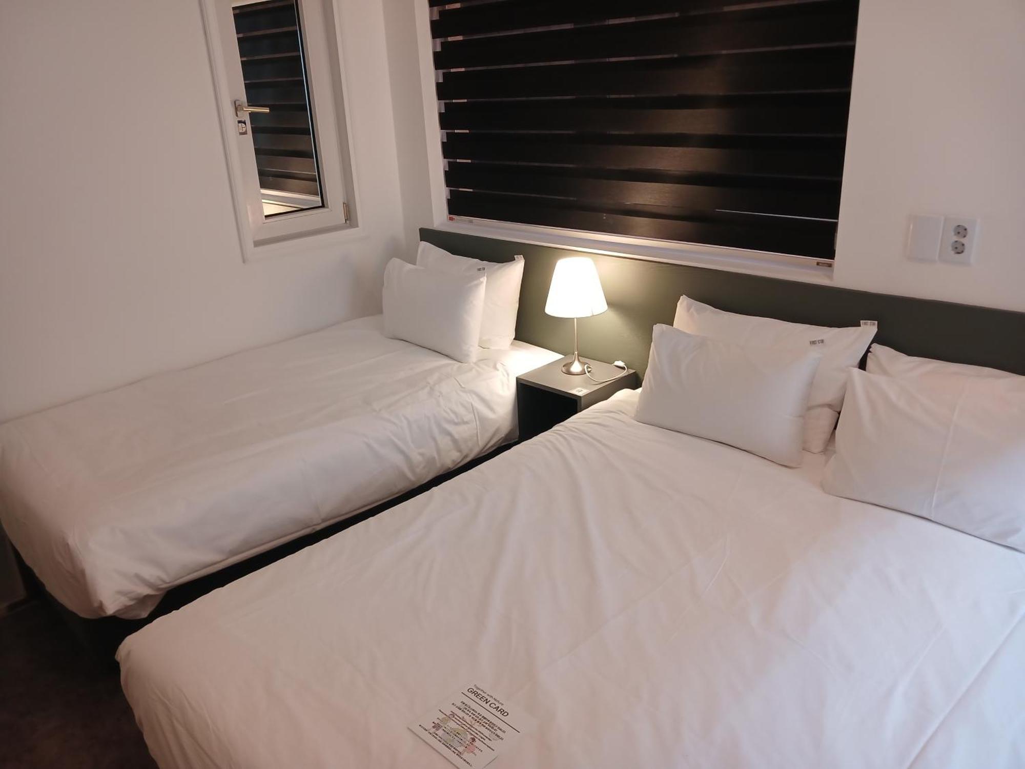 Firststay Hongdae Hotel