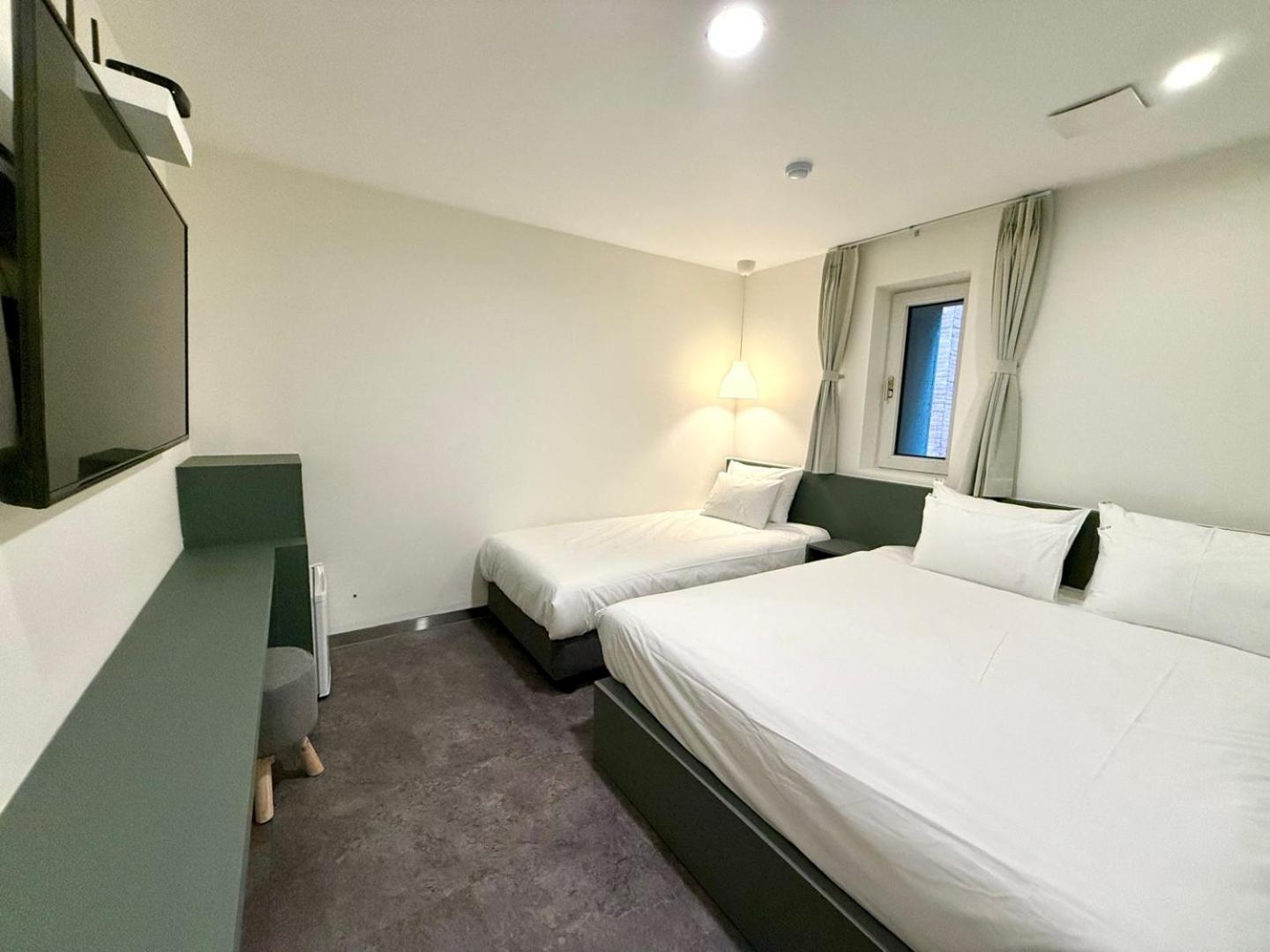 Firststay Hongdae 2* Seoul