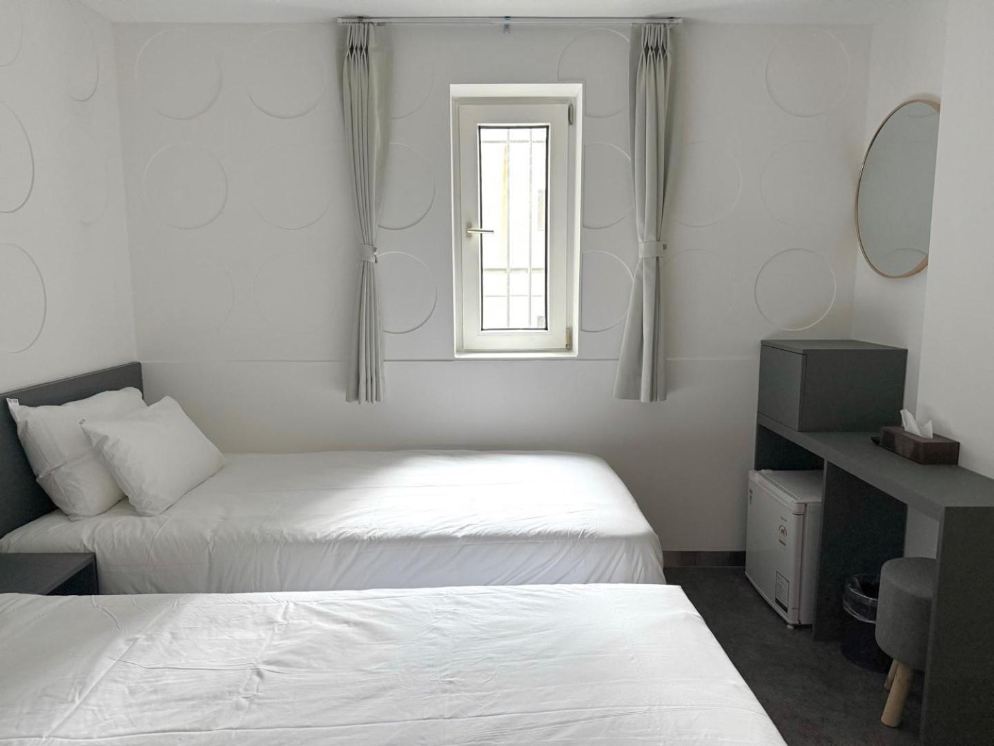 Hotel Firststay Hongdae 2*